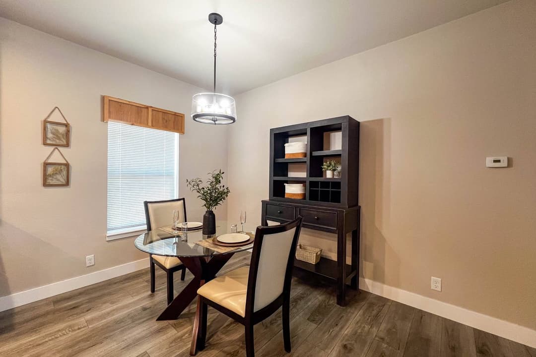 Pacific crest bedroom home features