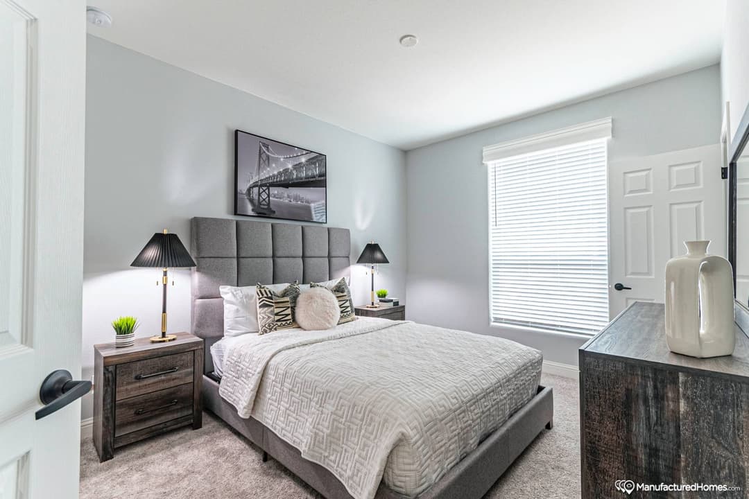 Hd3271a bedroom home features