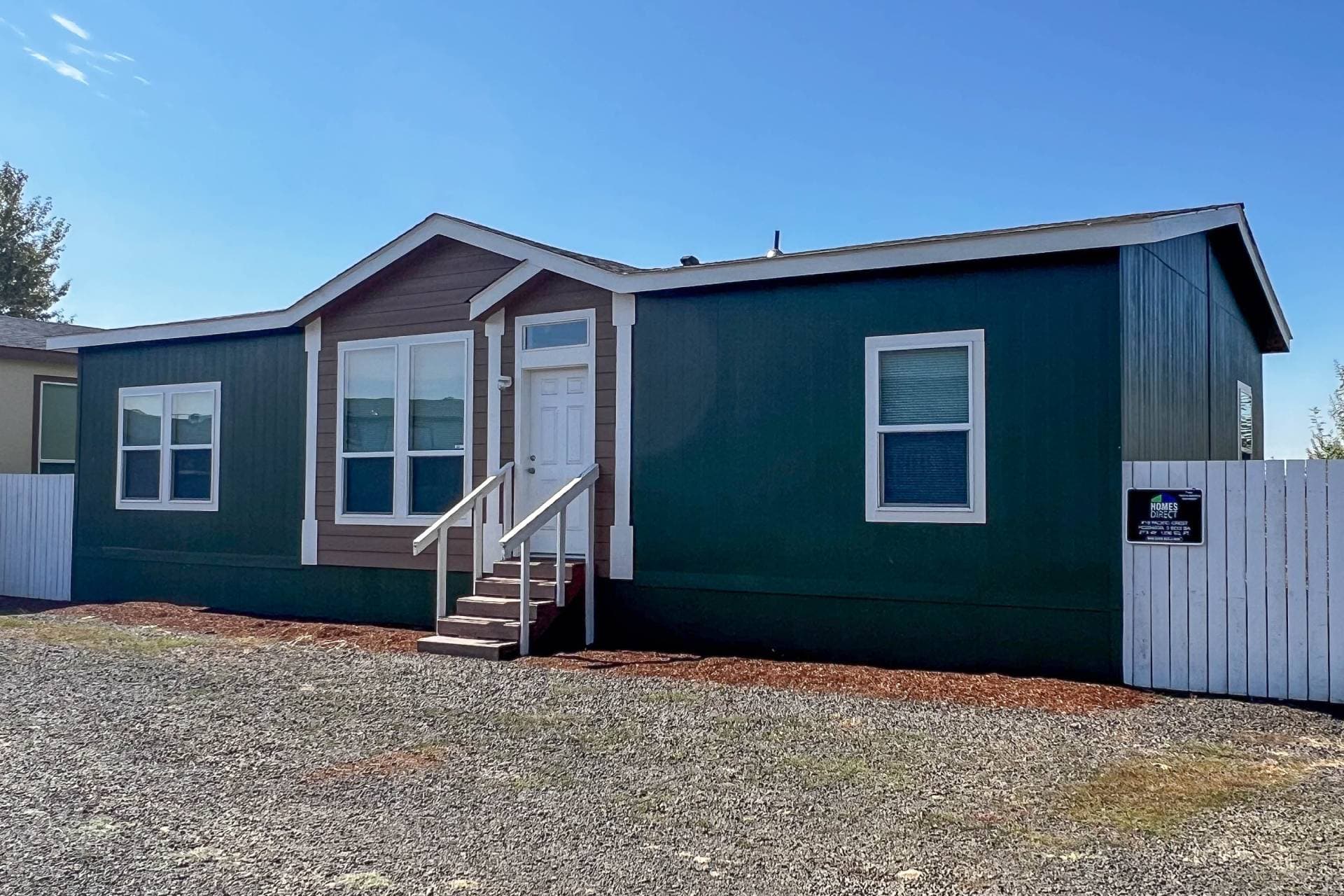 Pacific crest elevation and exterior home features