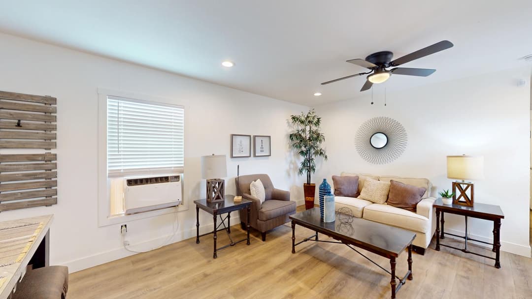 Born to run interior and hero home features