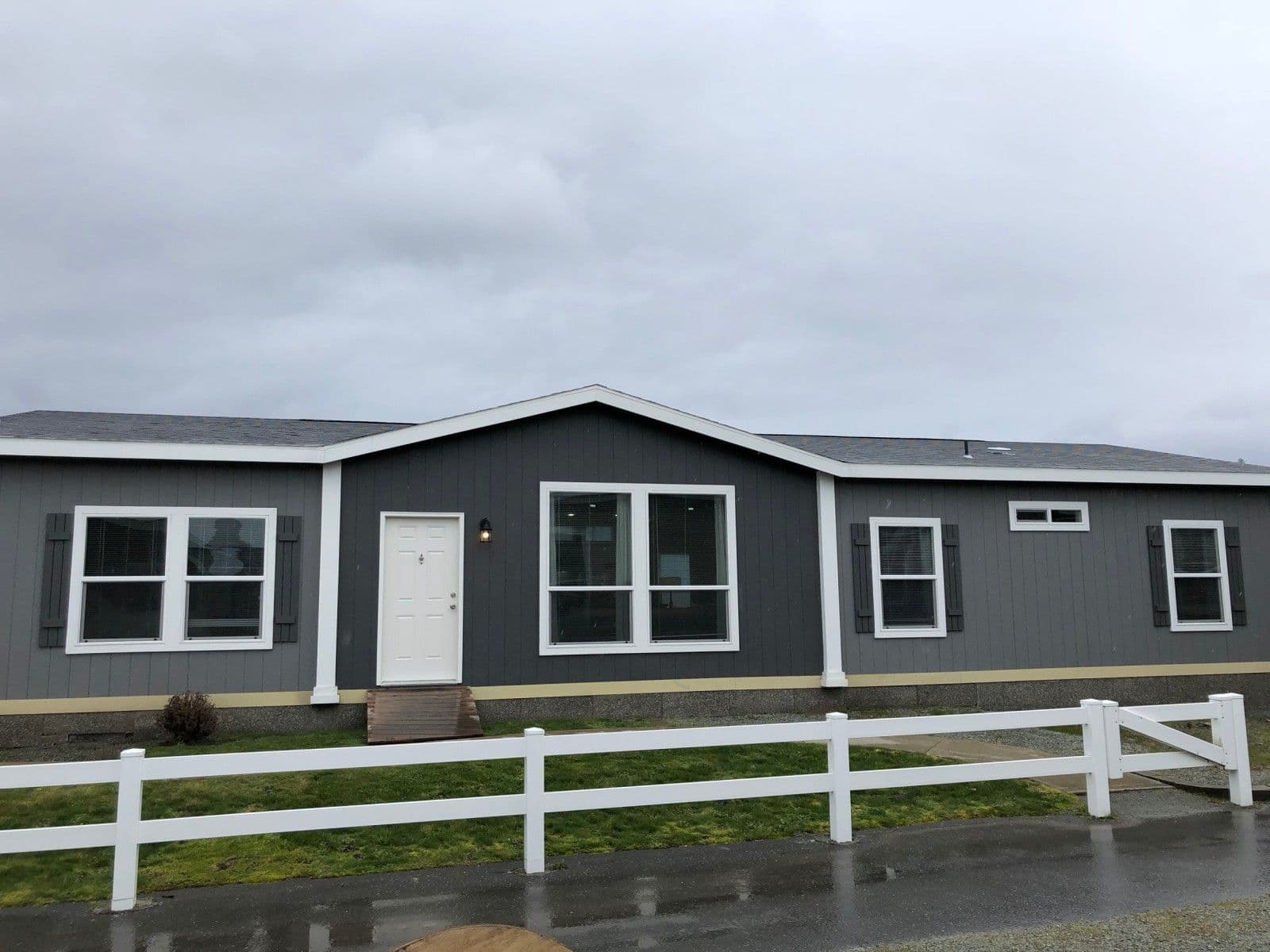 Anacortes hero, elevation, and exterior home features