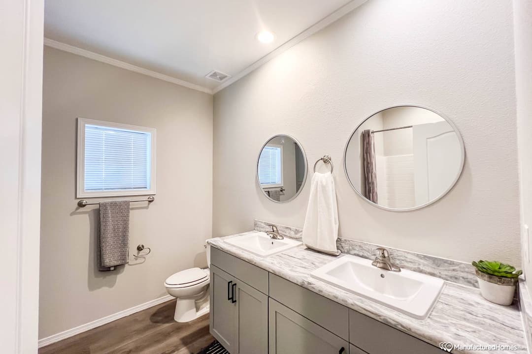 K3070a bathroom home features