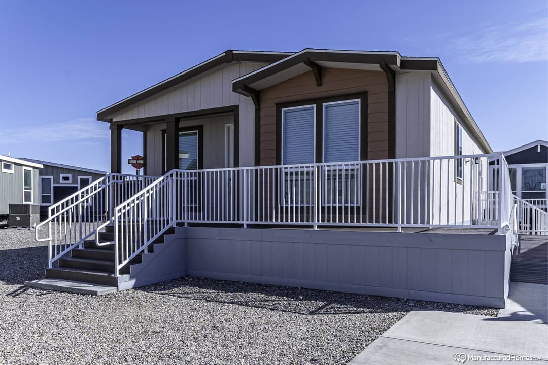 Hd2846b exterior home features