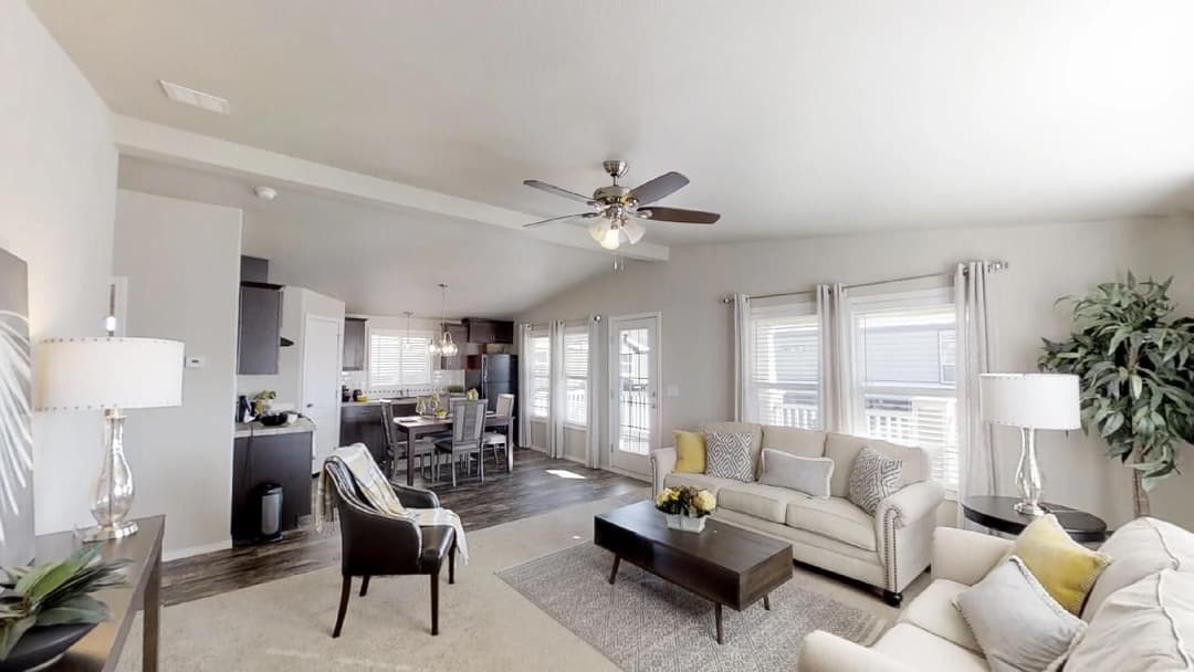 Rc3037a interior home features