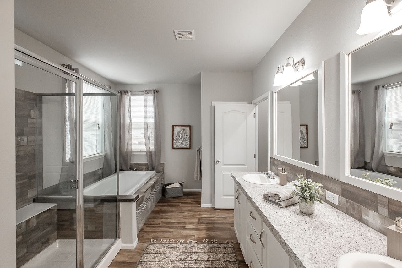 Diamond peak bathroom home features