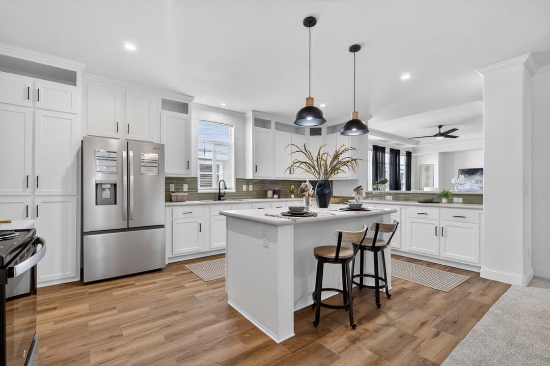 Hacienda kitchen home features