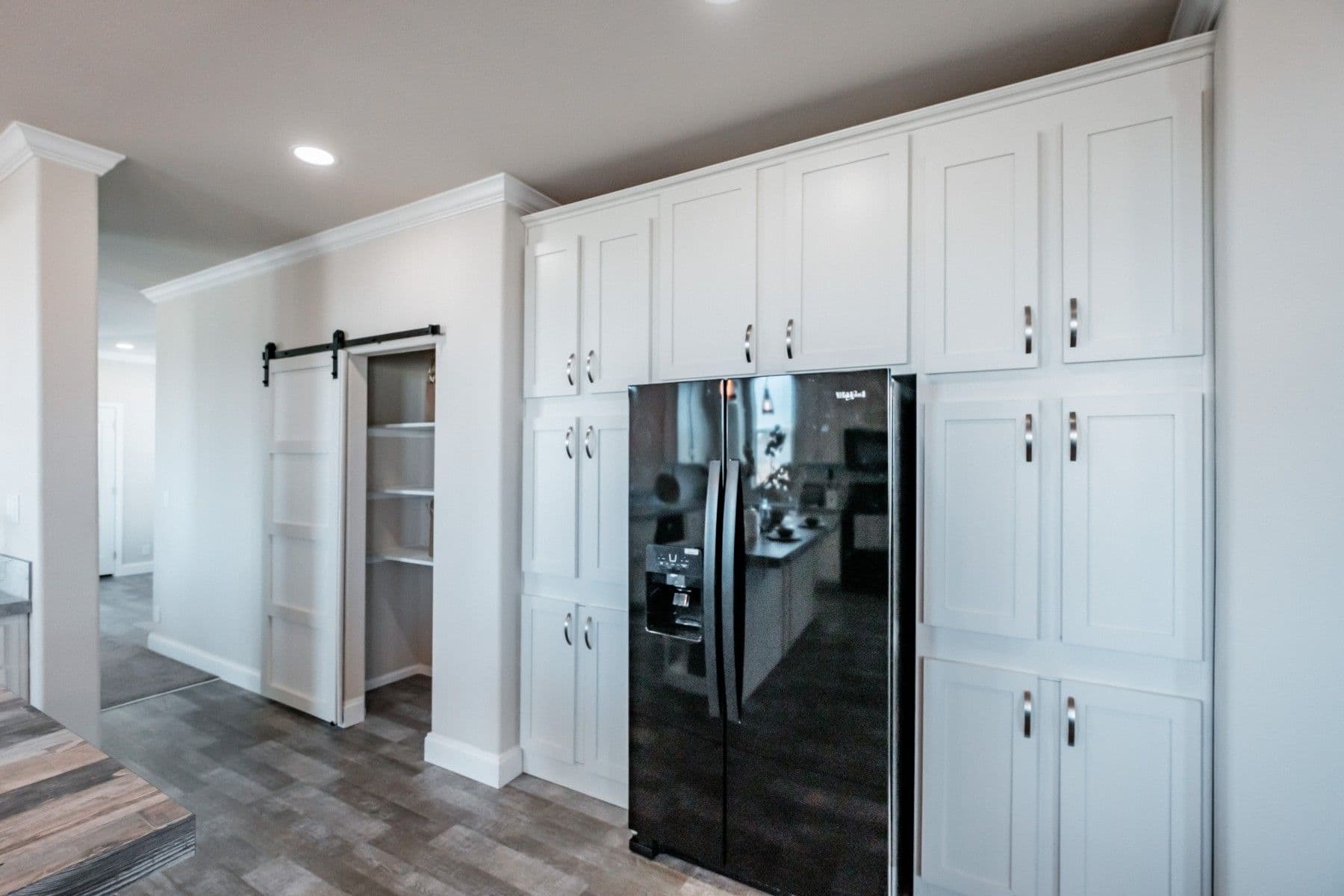 Seavannah kitchen home features