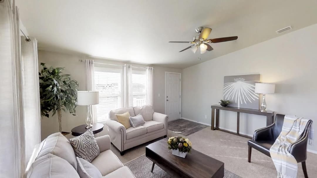Rc3037a interior home features