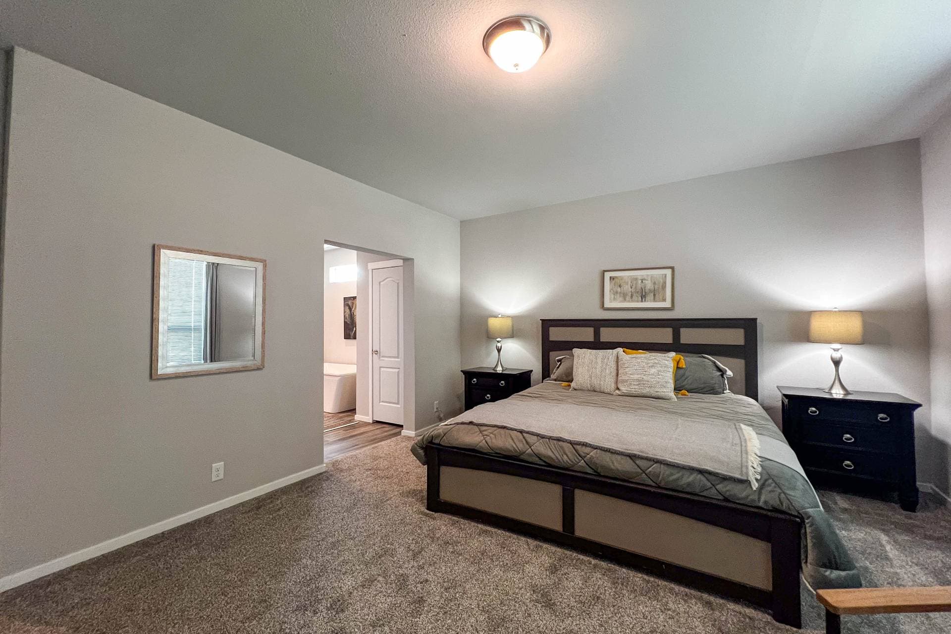 St. andrews bedroom home features