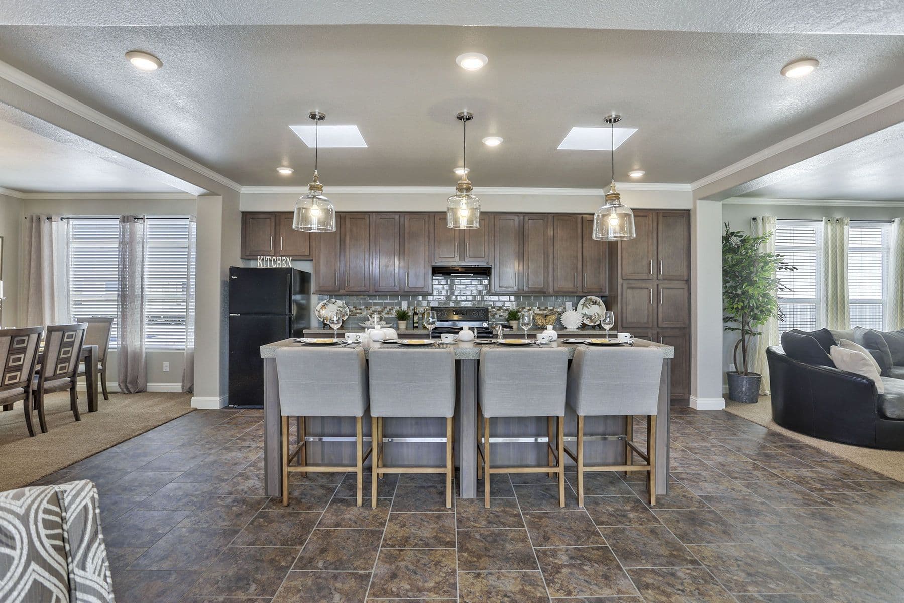 Cypress kitchen home features