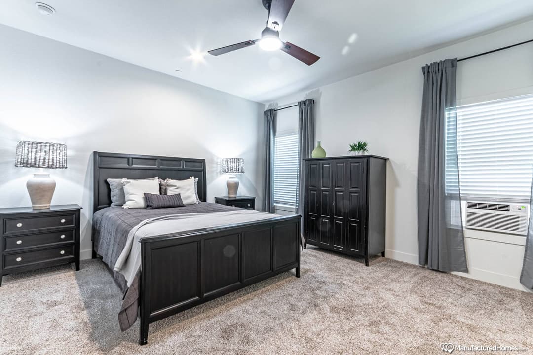 Instant housing farmhouse bedroom home features