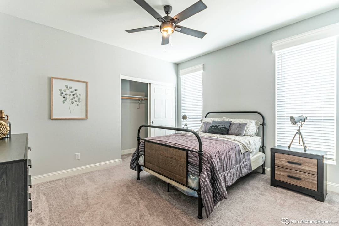 Hd3266a bedroom home features