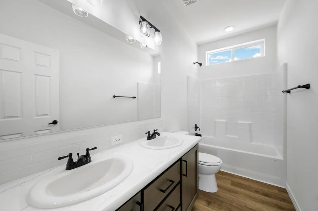 Limited series 28523a bathroom home features