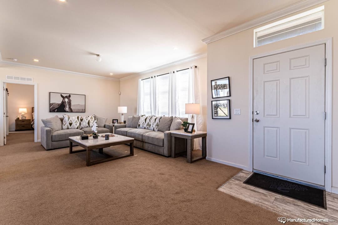 Yosemite 5643r interior home features