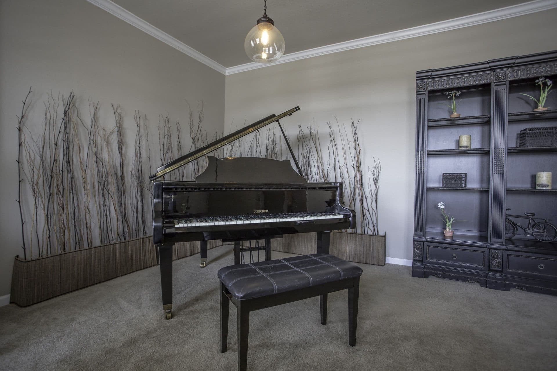 Rc4068a interior home features