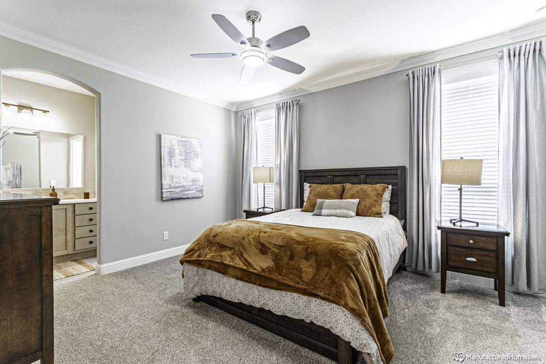 Hd2846b bedroom home features