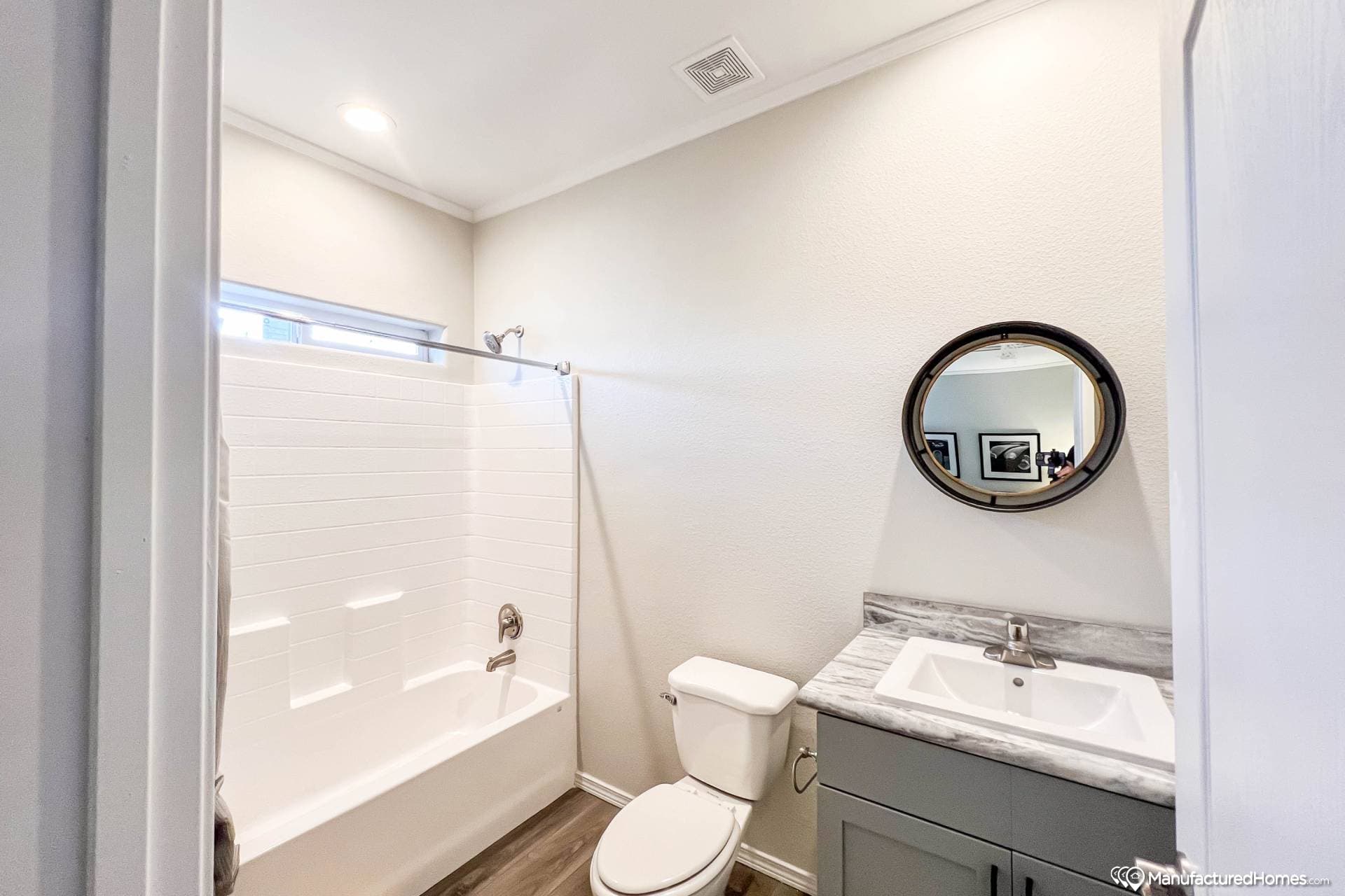 K3070a bathroom home features