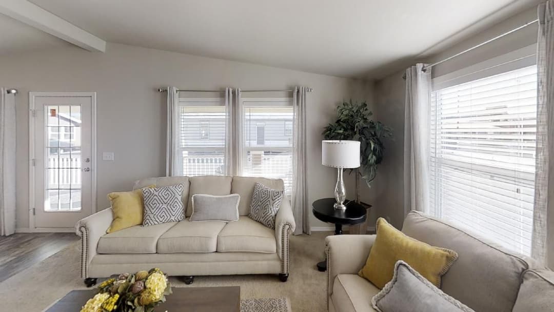 Rc3037a interior home features
