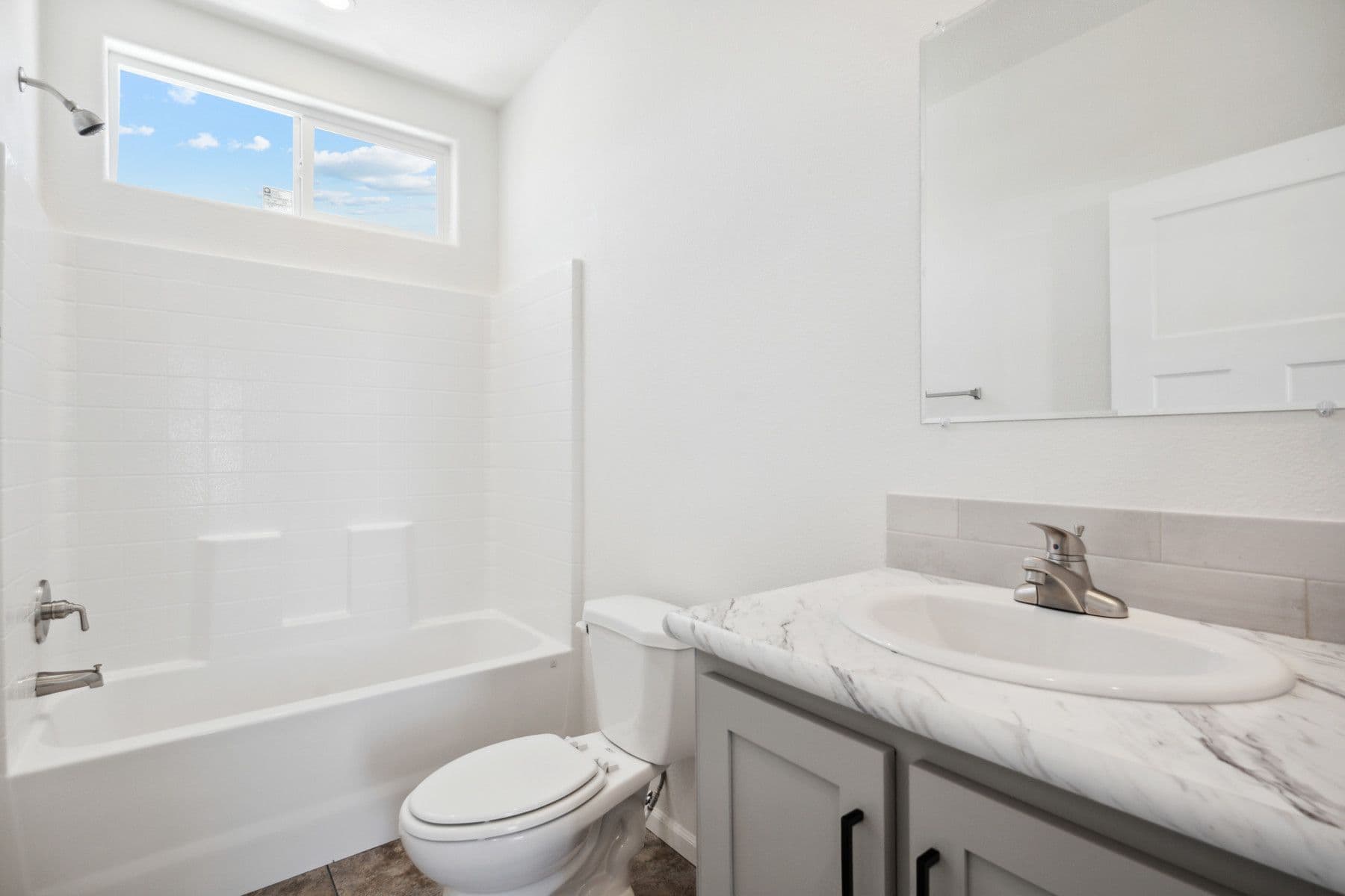 Cs2852e bathroom home features