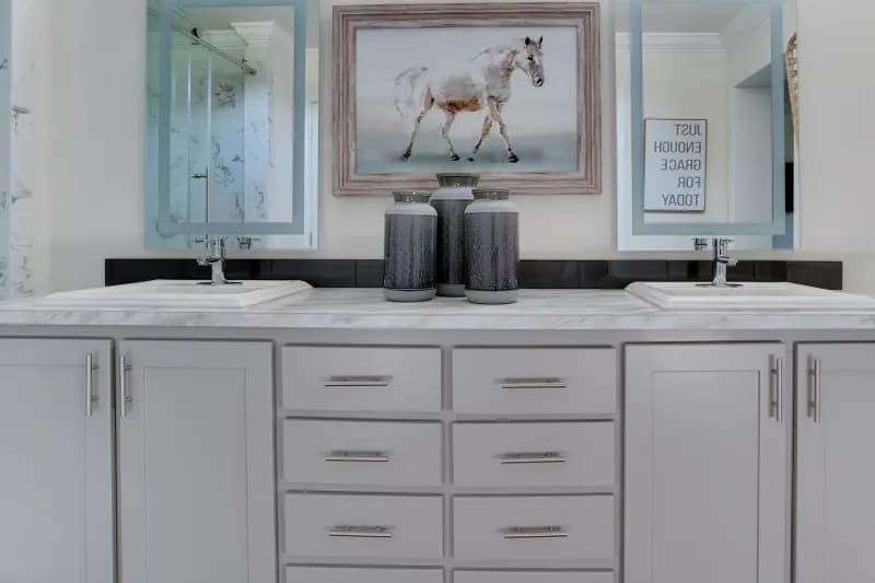 Sierra  bathroom home features