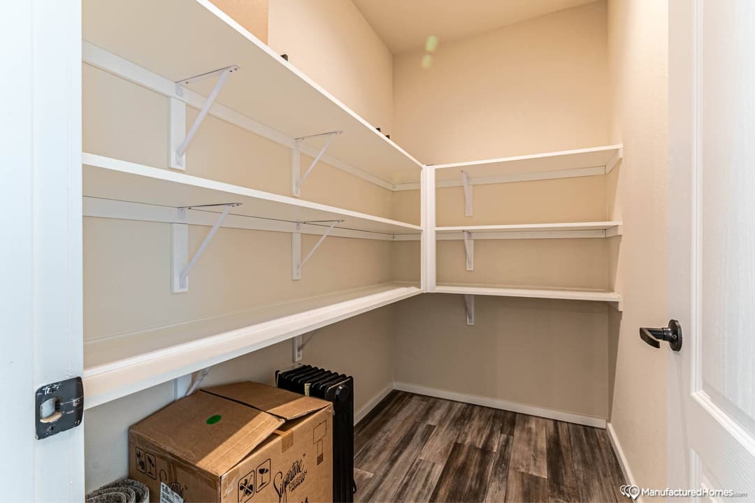 Hd 30764e interior home features