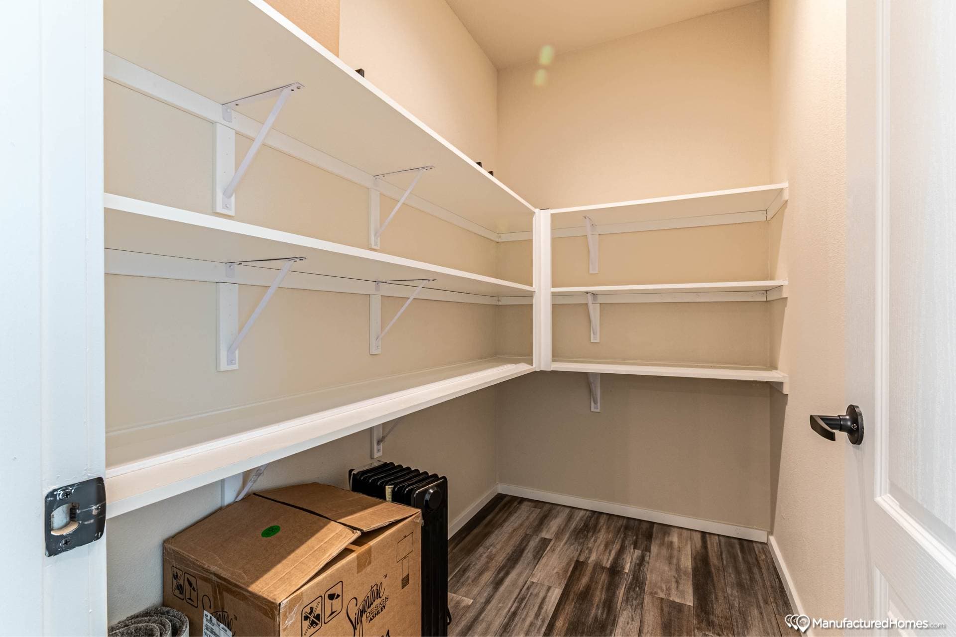 Hd 30764e interior home features