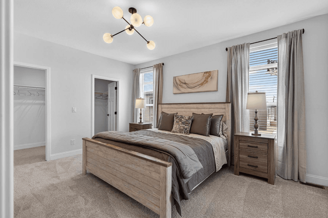 Hacienda bedroom home features