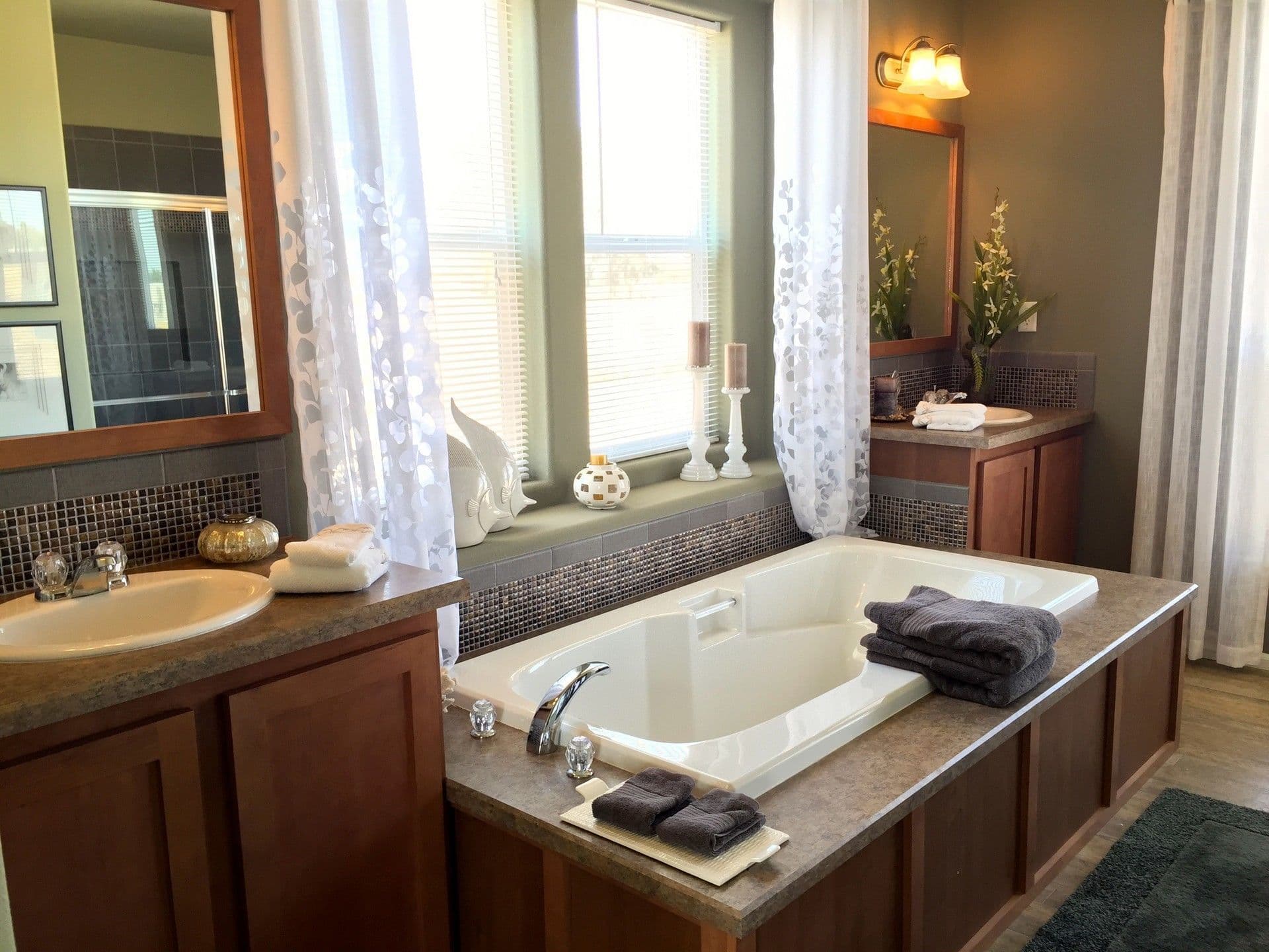 Bay harbor 29 bathroom home features