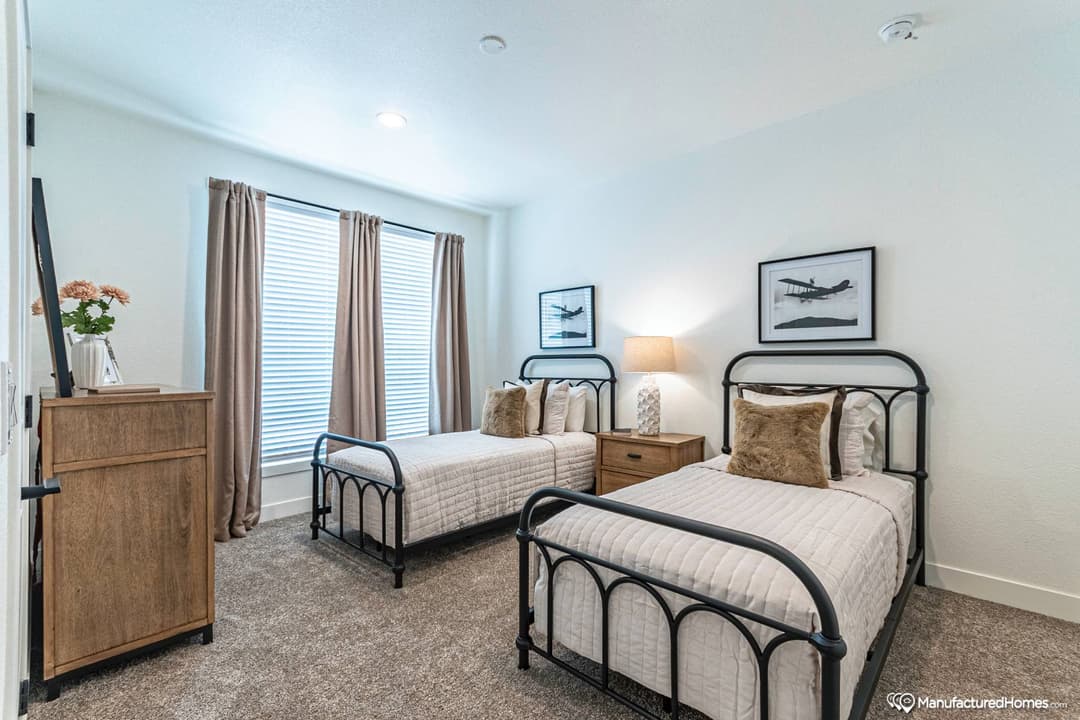 Grand bedroom home features