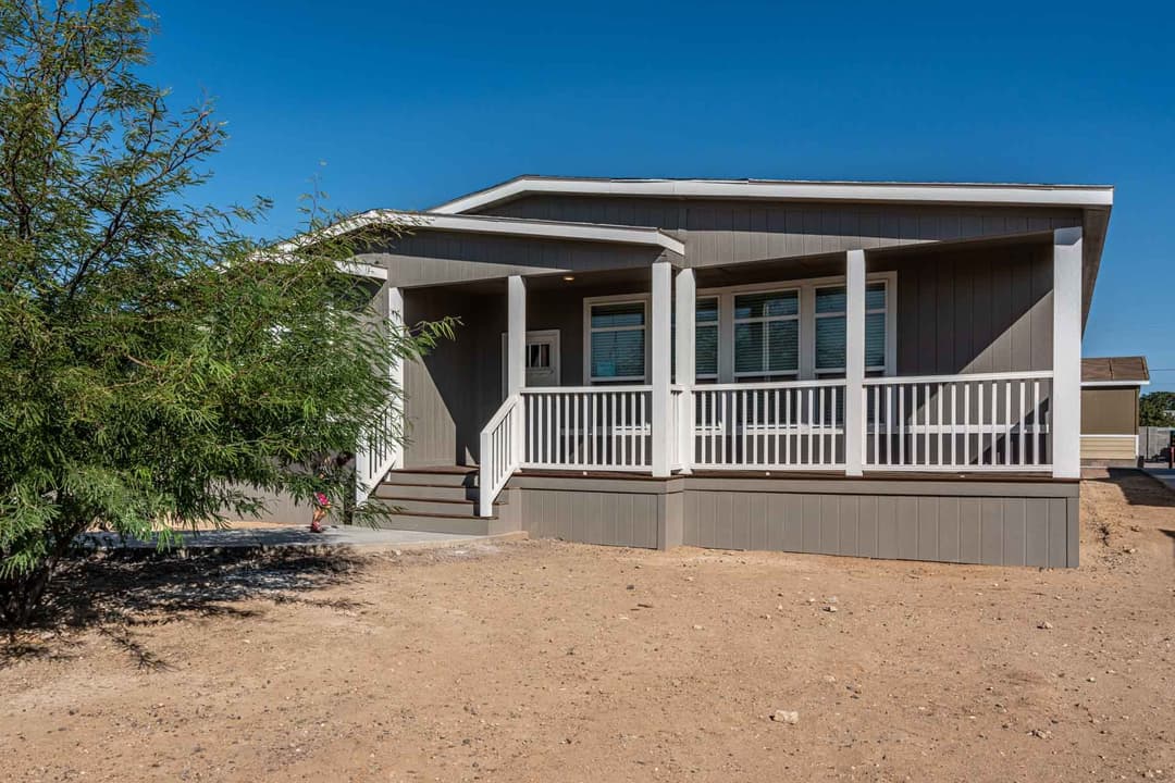 Birch elevation and exterior home features