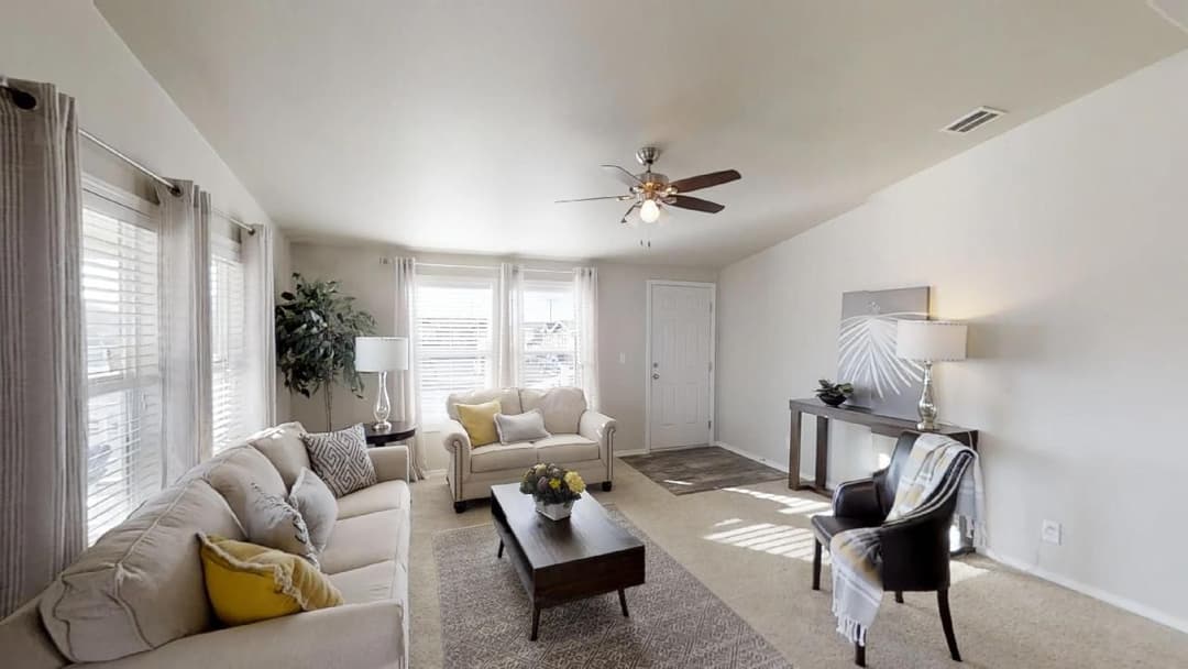 Rc3037a interior home features