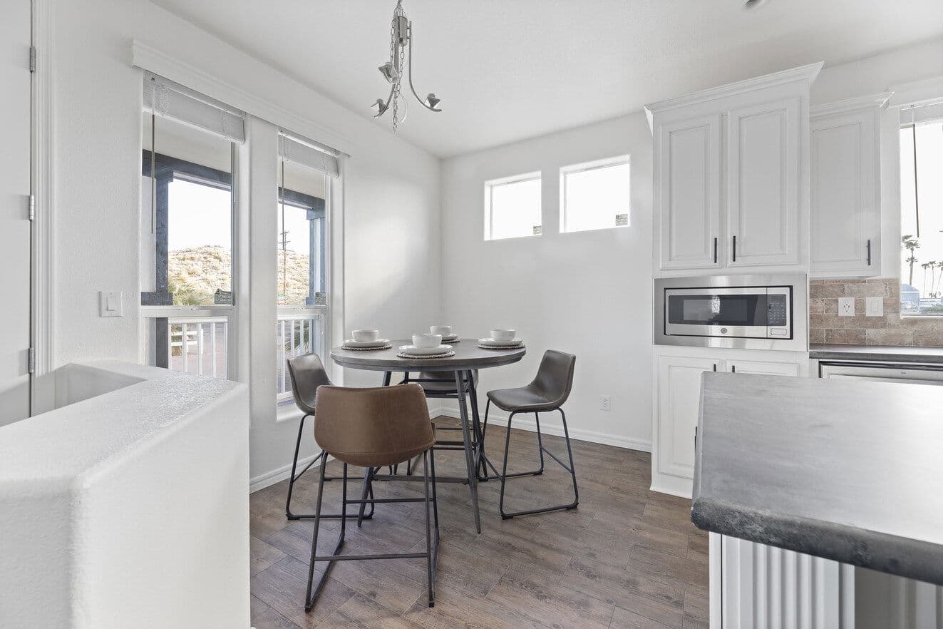 Pacifica  interior home features