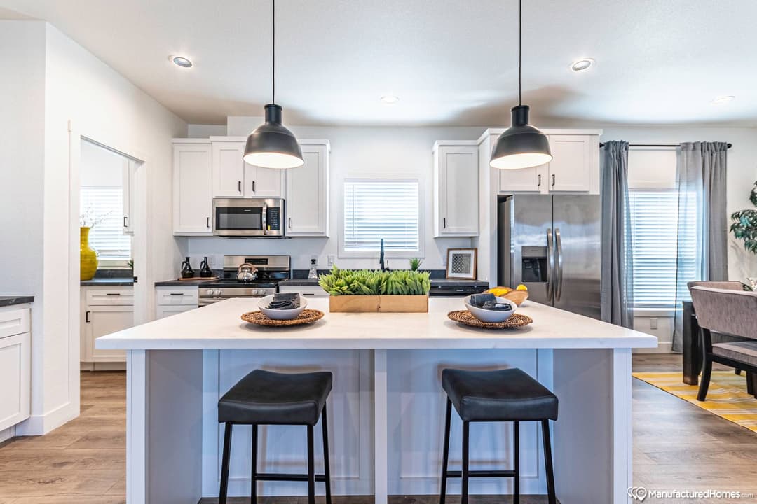 Miles plus kitchen home features