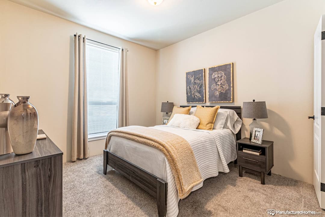 Hd 30764e bedroom home features