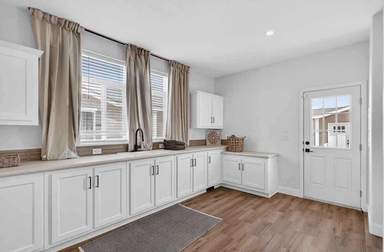 Hacienda kitchen home features