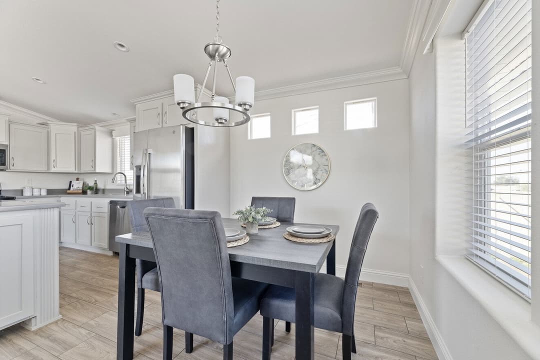 Sedona ridge interior home features