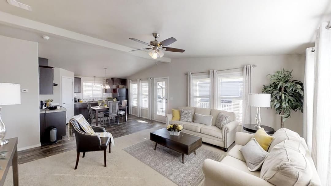 Rc3037a interior home features