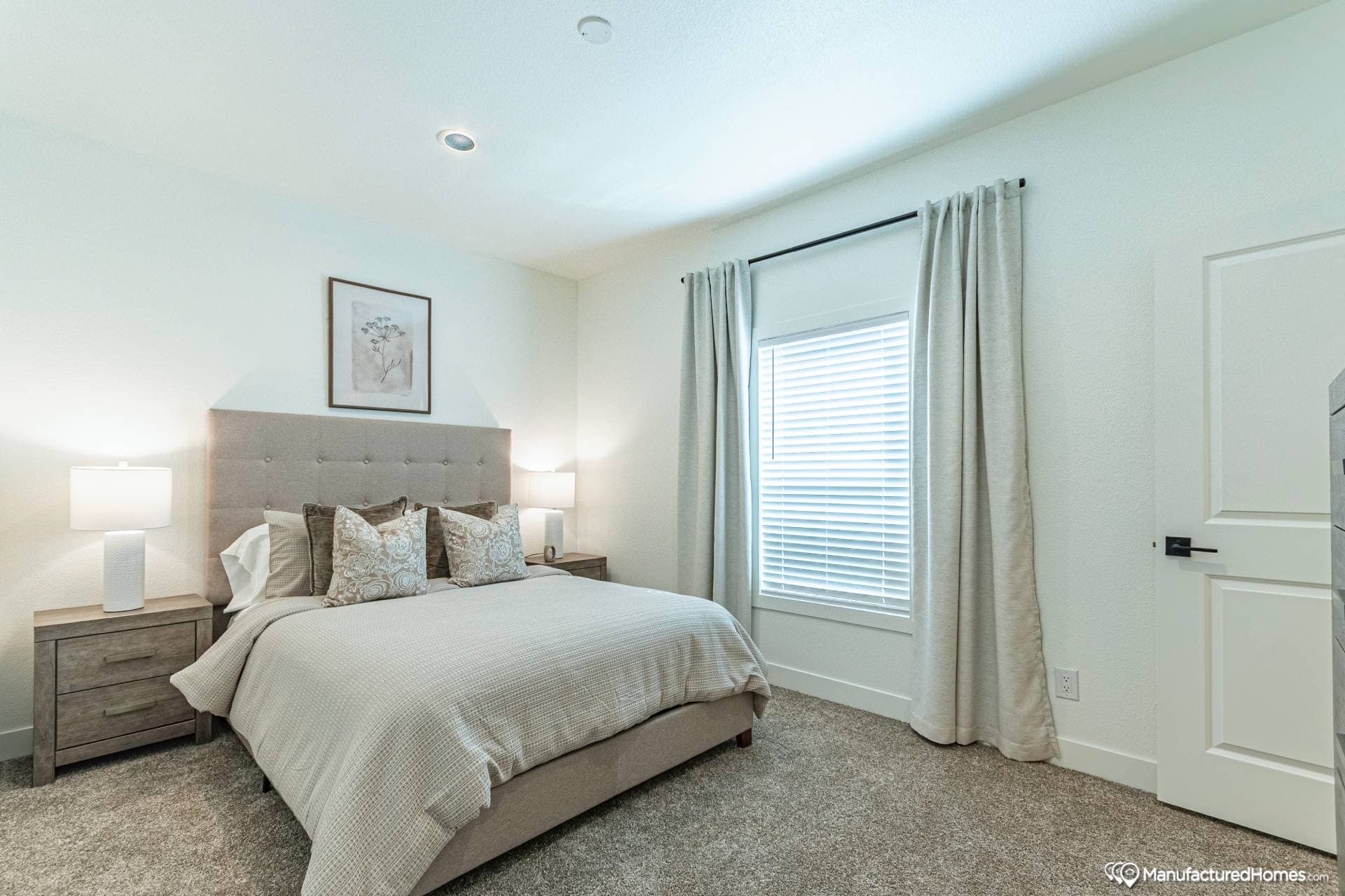 Grand bedroom home features