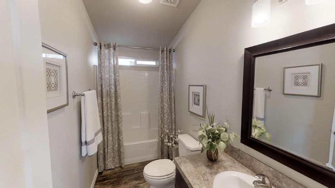 Rc3037a bathroom home features