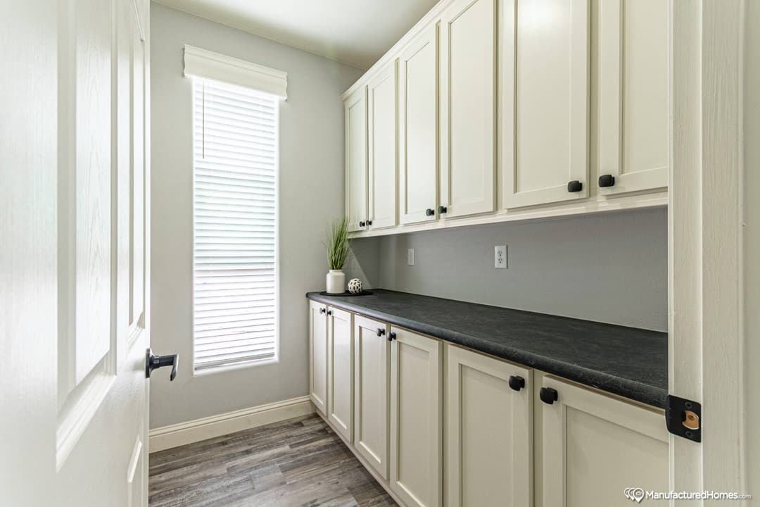 Hd3271a interior home features