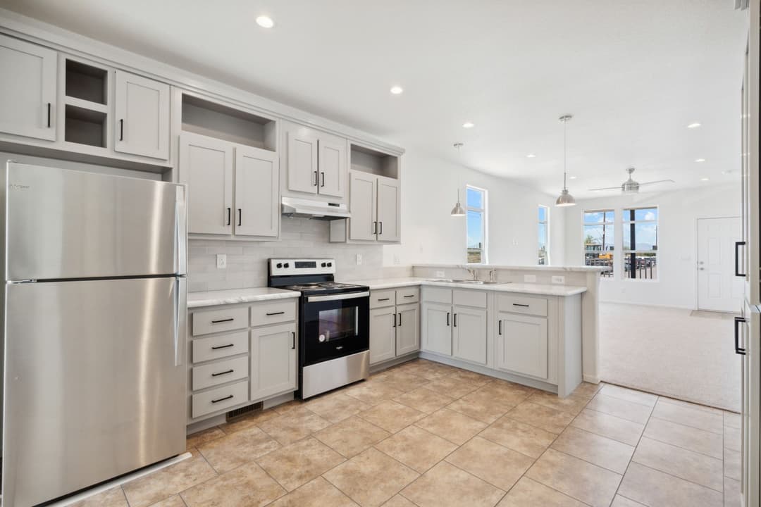 Cs2852e kitchen home features