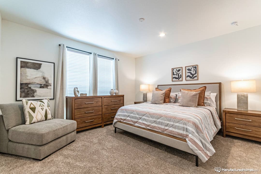 Grand bedroom home features