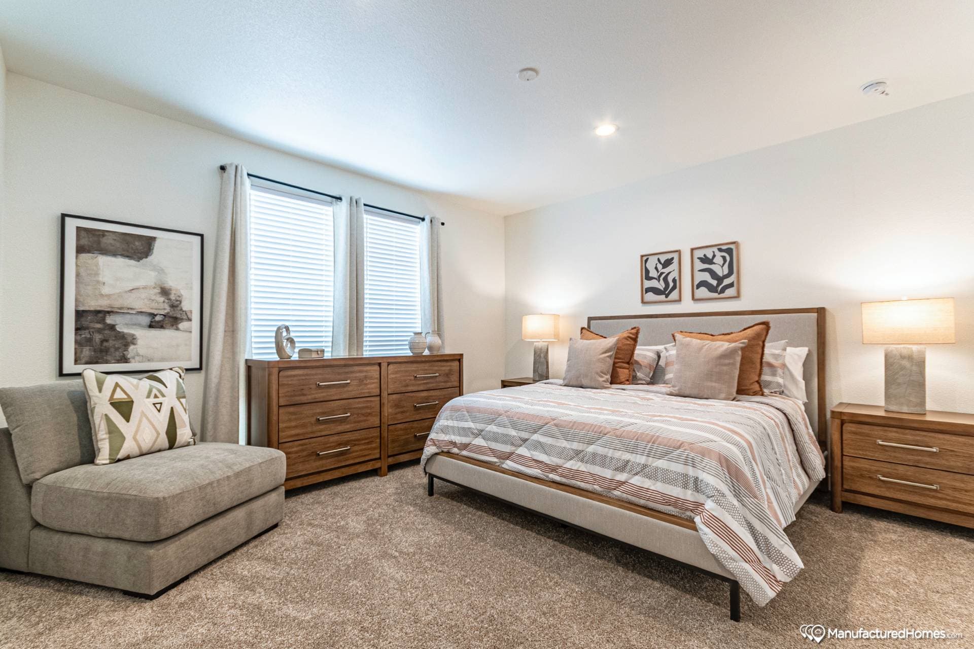 Grand bedroom home features