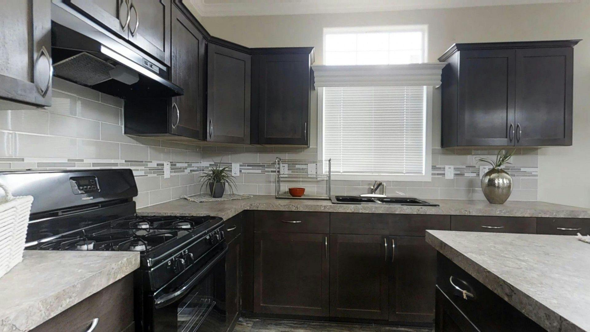 K1676d kitchen home features