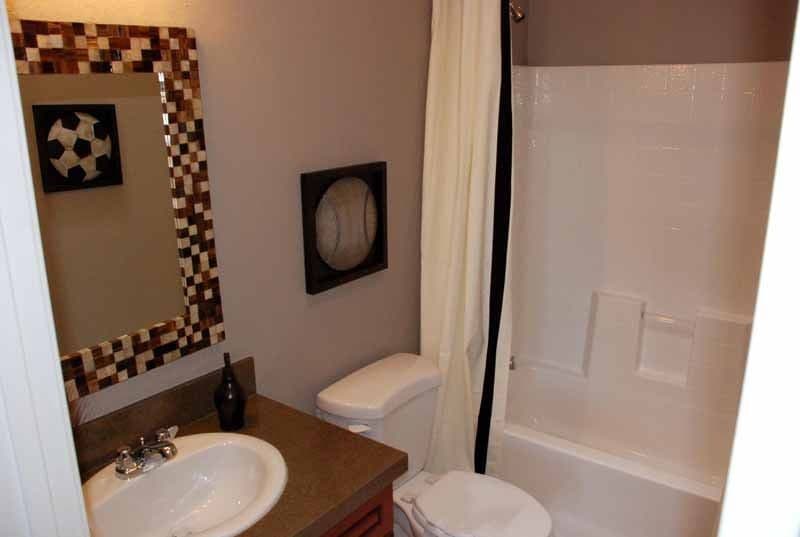 Karsten hd8 bathroom home features