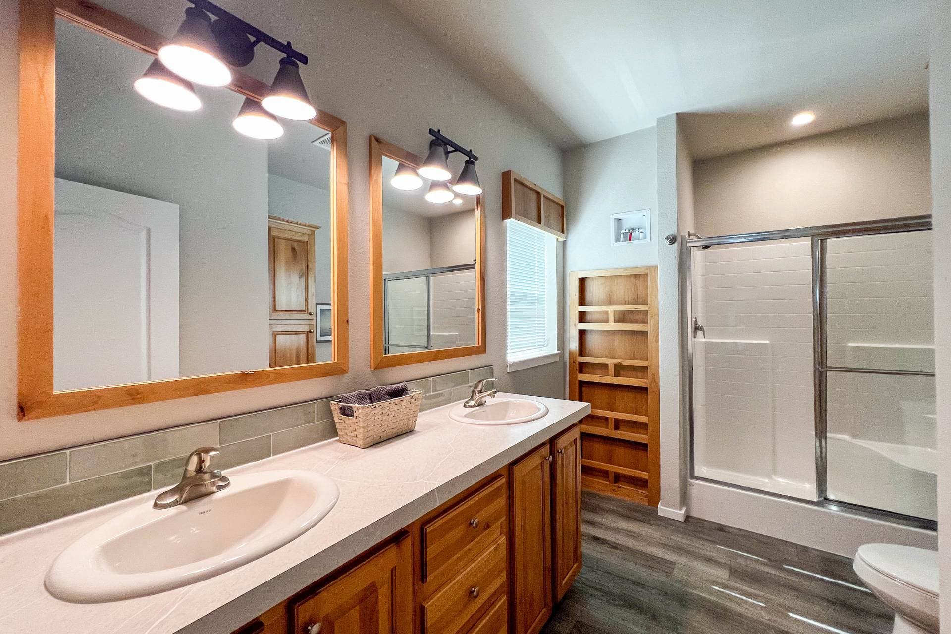 Pacific crest bathroom home features