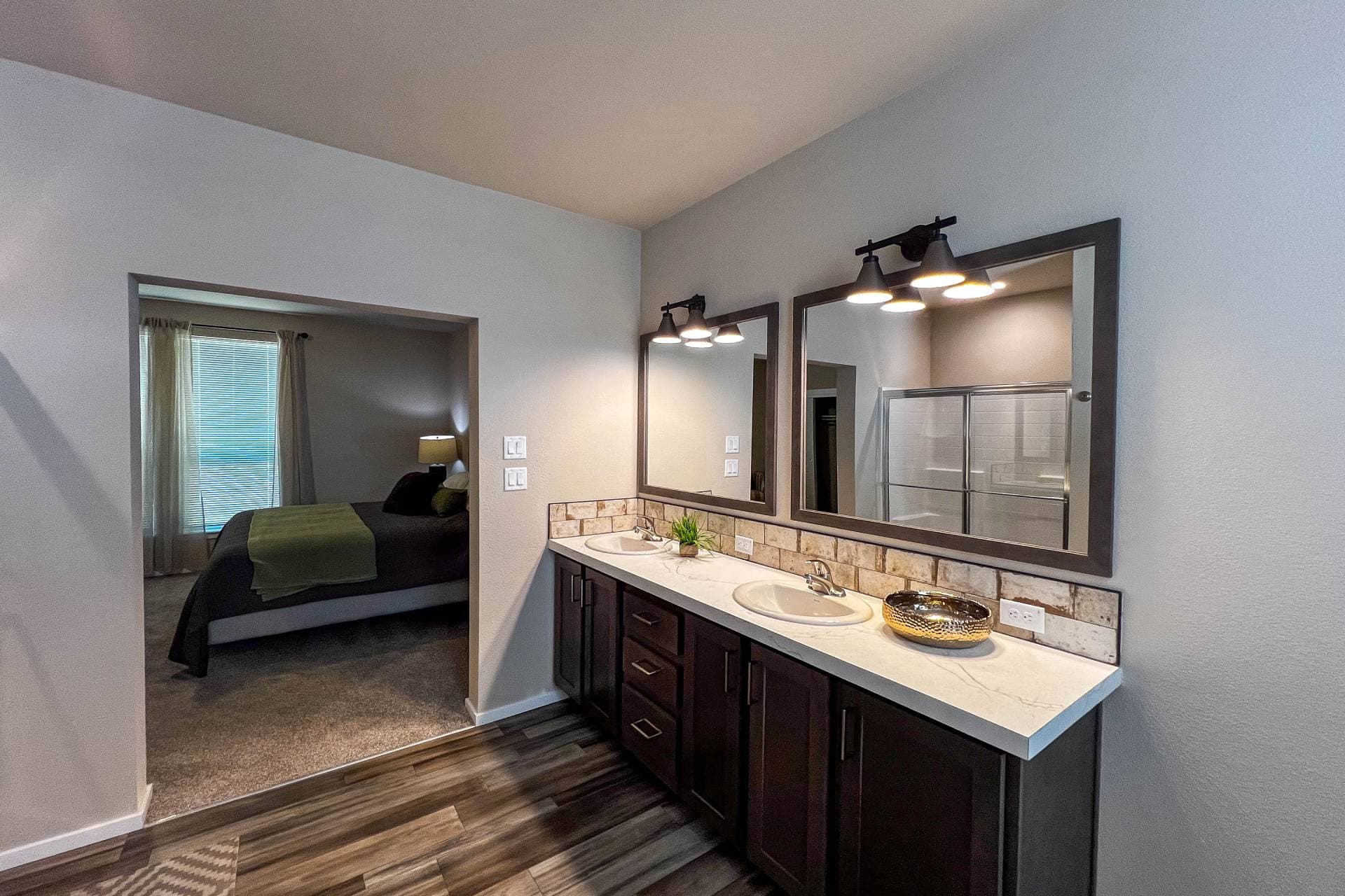 Bellingham bathroom home features