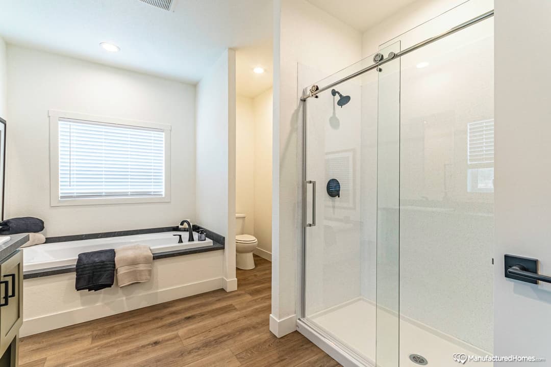 Grand bathroom home features