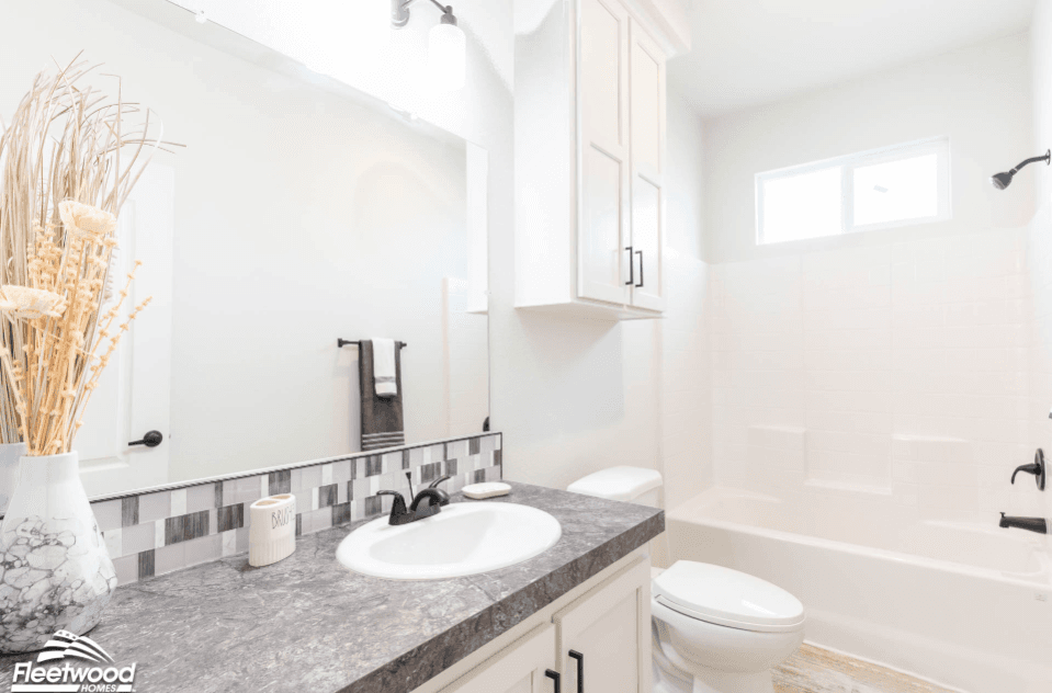 Coronado 30624j bathroom home features