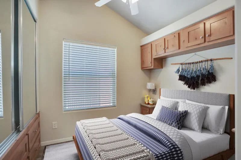 Desert vista bedroom and interior home features